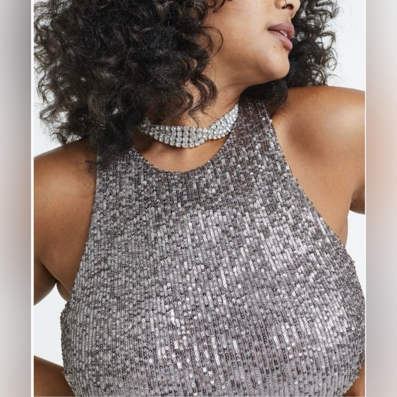 NWT H&M Silver Sequined Zip Back Crop Top; Size L; $10 - Picture 1 of 5